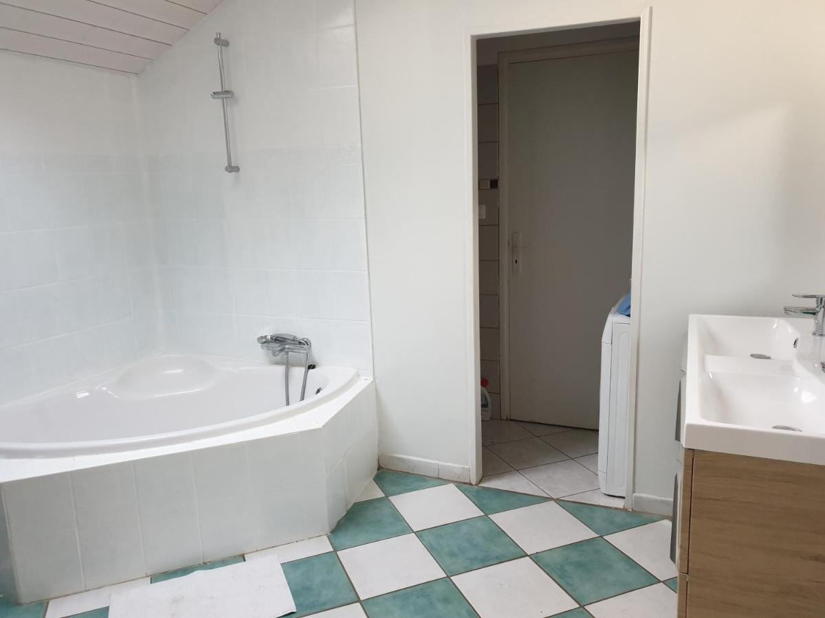 Maison De Campagne Spacieuse Villa Ploudalmézeau Buitenkant foto